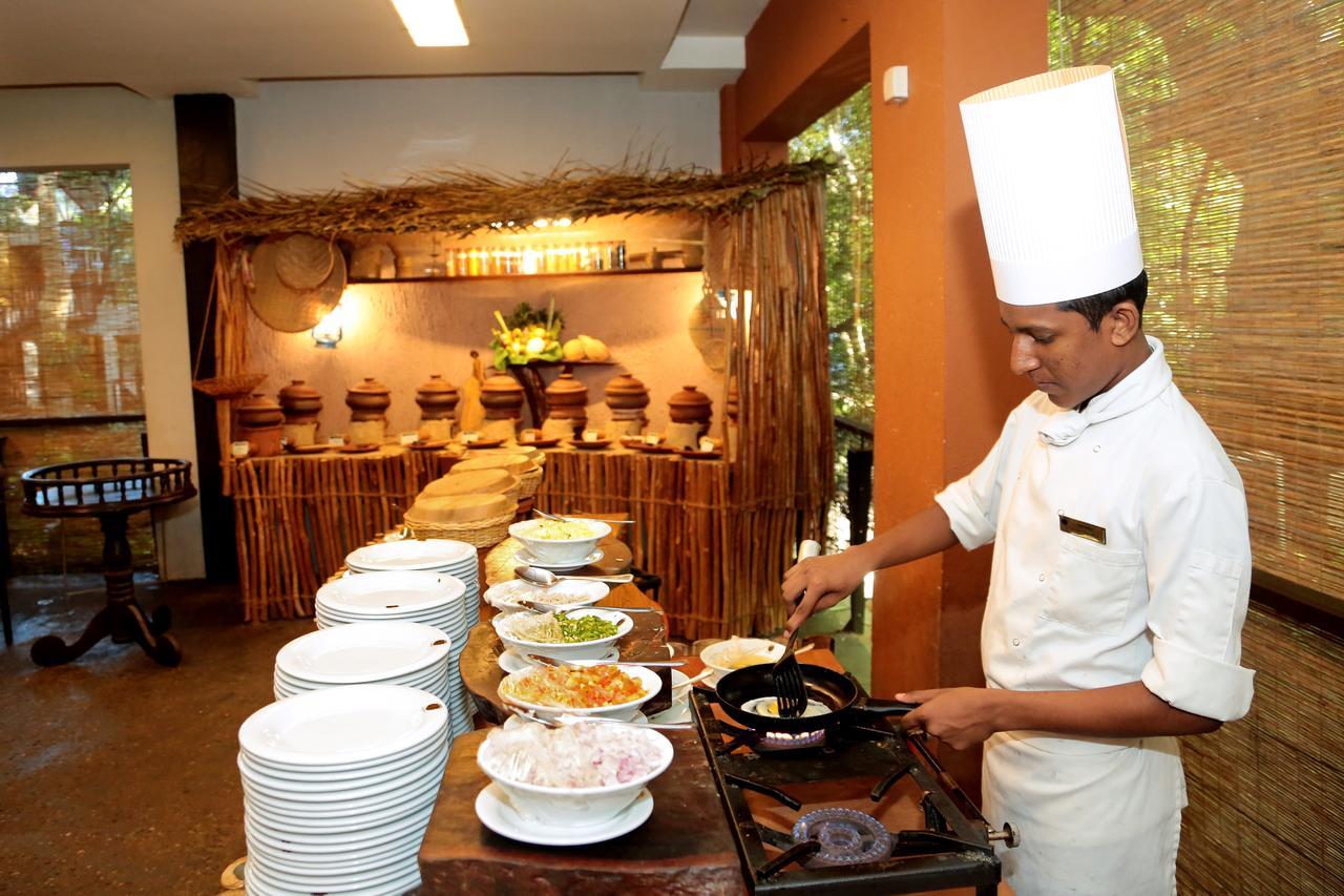Grand Udawalawe Safari Resort Exterior foto